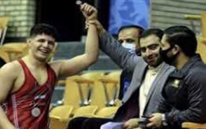 کشتی گیر فرنگی کار ۱۸ ساله قمی پدیده لیگ برتر کشتی ایران شد کشتی گیر فرنگی کار ۱۸ ساله قمی پدیده لیگ برتر کشتی ایران شد